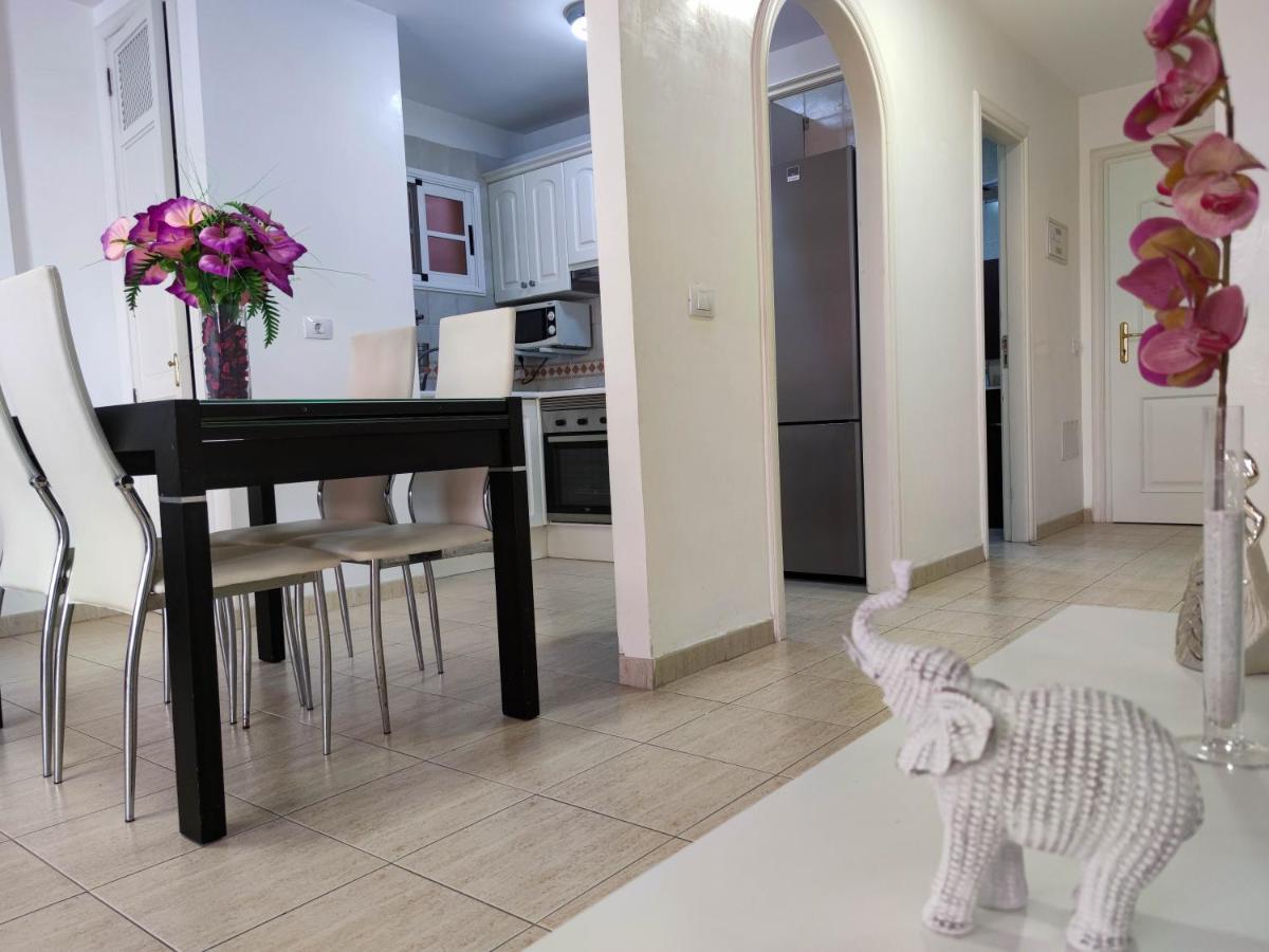 Los Cristianos - Heated Swimming Pool Air-Conditioned ภายนอก รูปภาพ